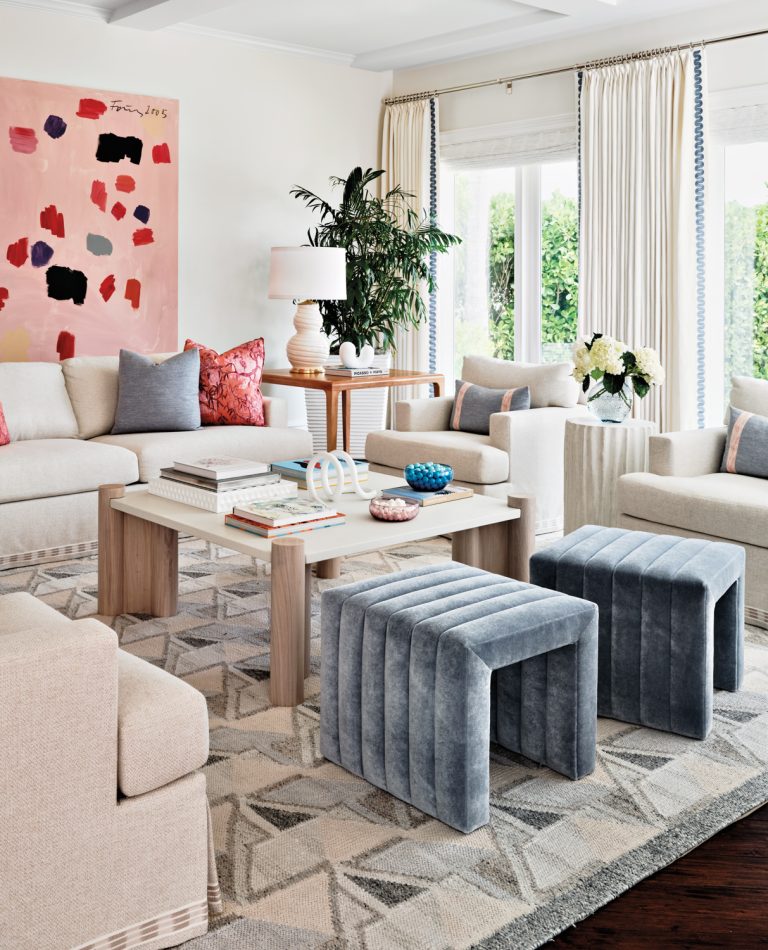 Living Room by Kara Adam featured in Luxe Home