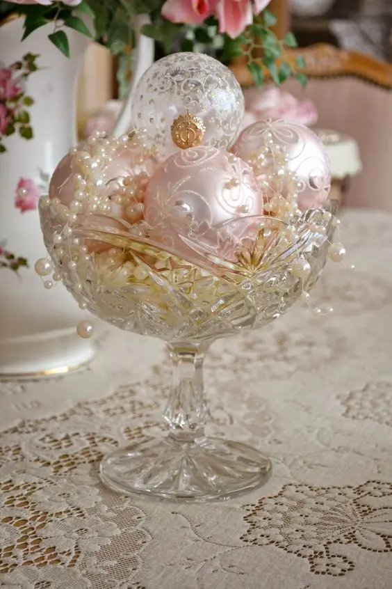 Crystal & Glass: Create a Magical Christmas that Sparkles